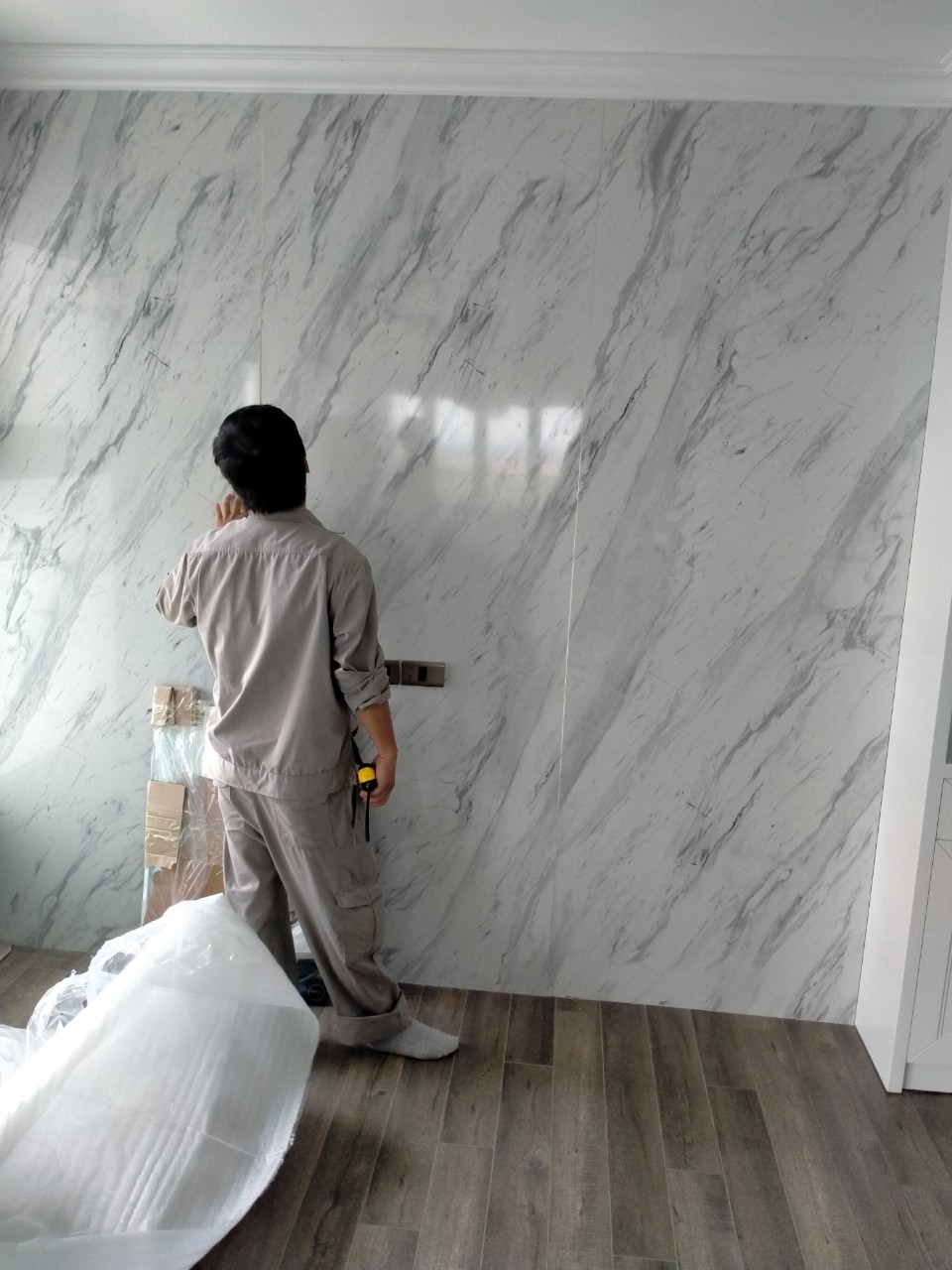 Đá nhân tạo trắng ý