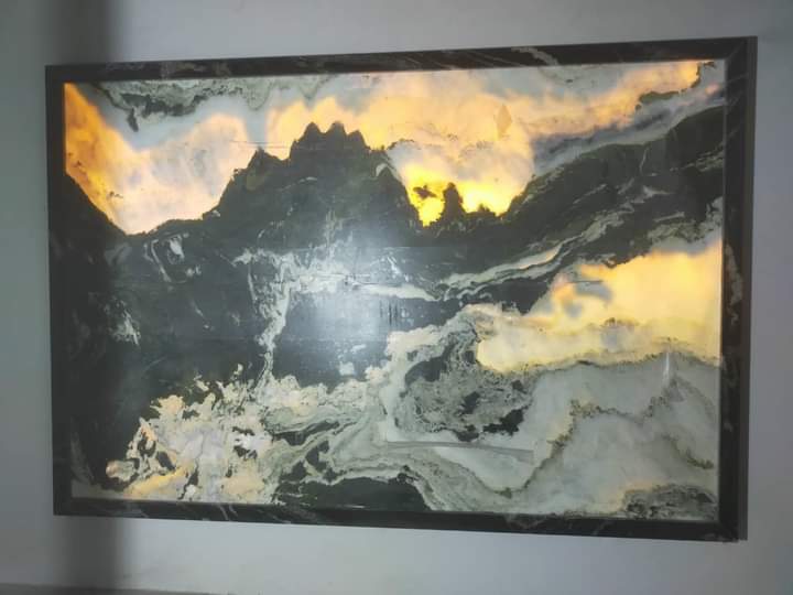 Đá  granit ốp vách tivi