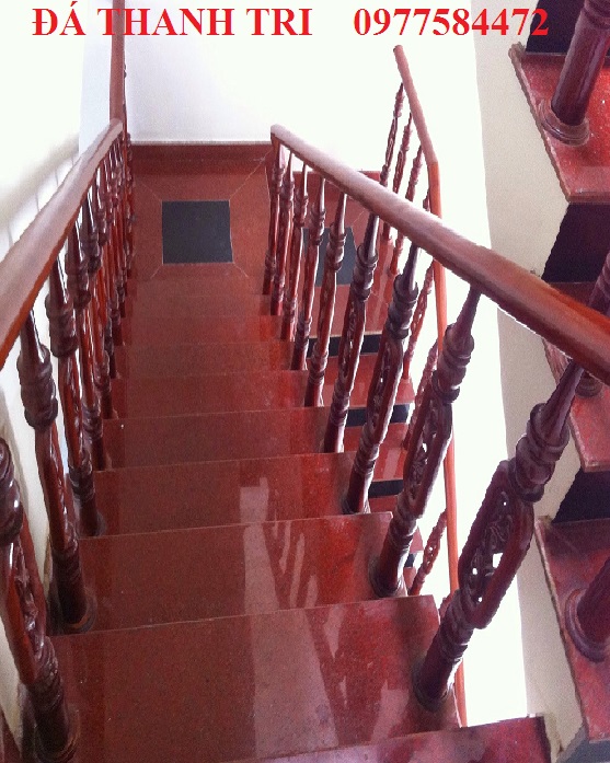 Cầu Thang Đá Đỏ Ấn