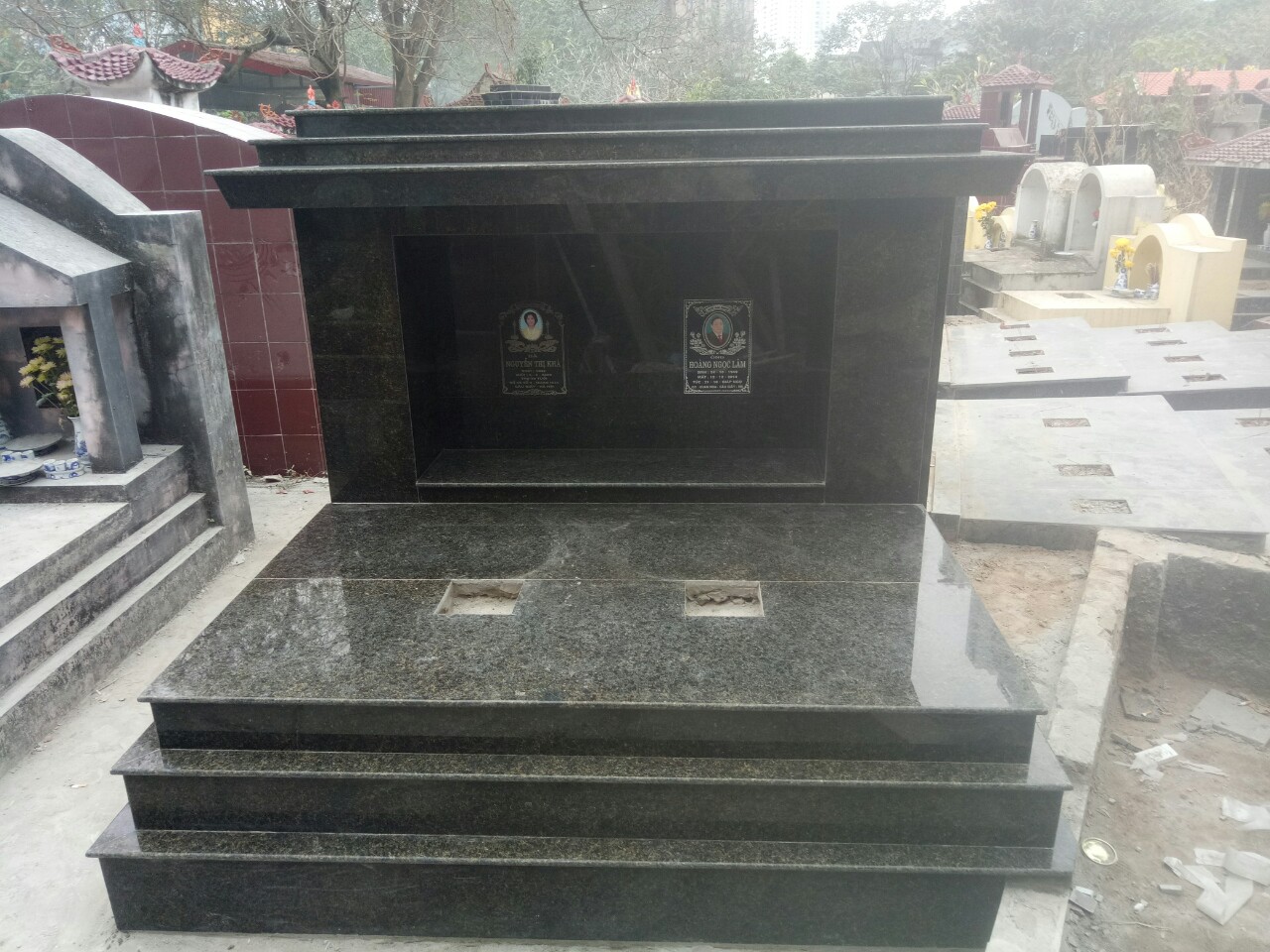 ĐÁ ốp mộ tại hà nội đen kim sa